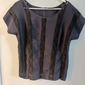 Navy/Black Lace Short Sleeve Blouse | KNT | Size M DAMAGED